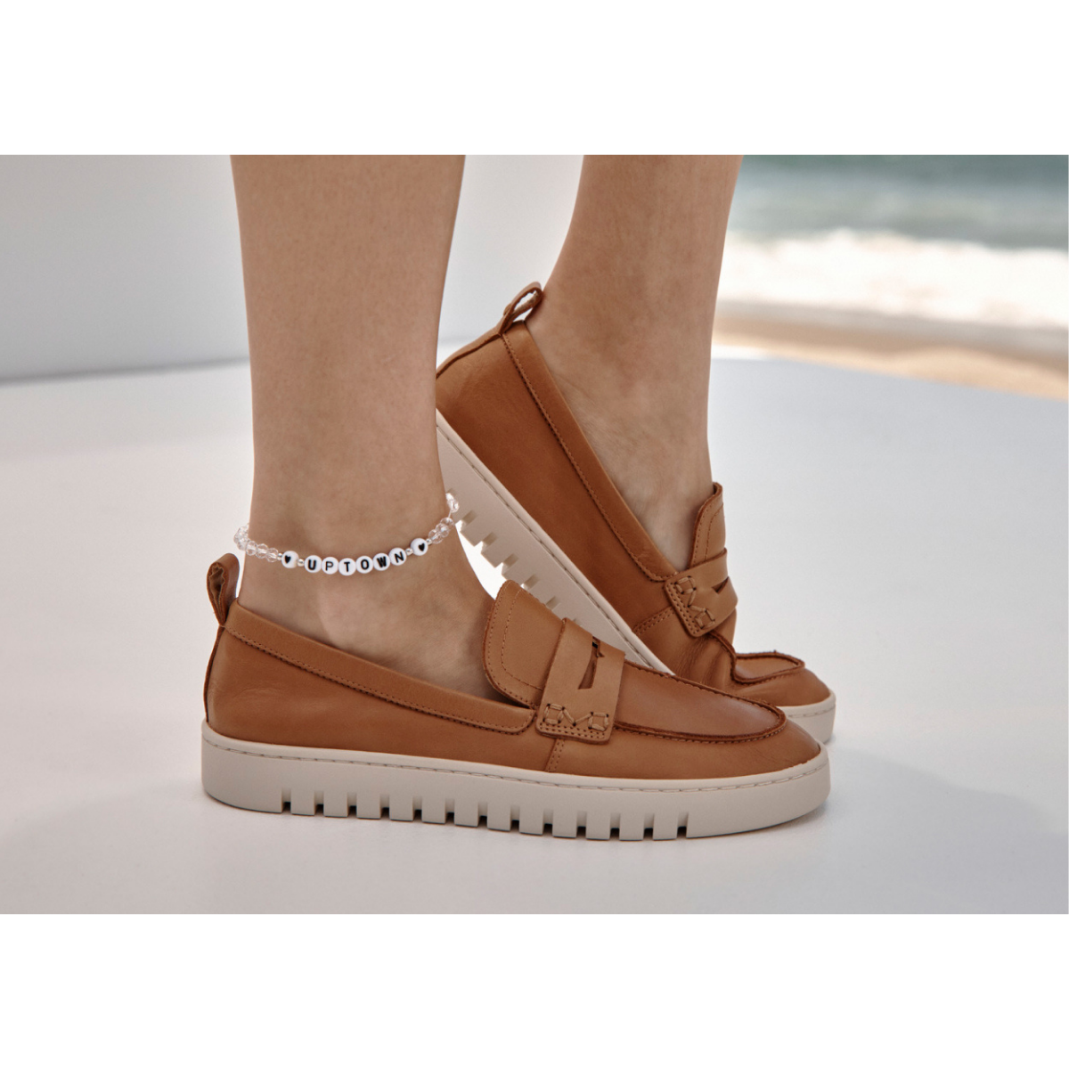Mocassino-Vionic-Uptown-Camoscio-SandDune-5