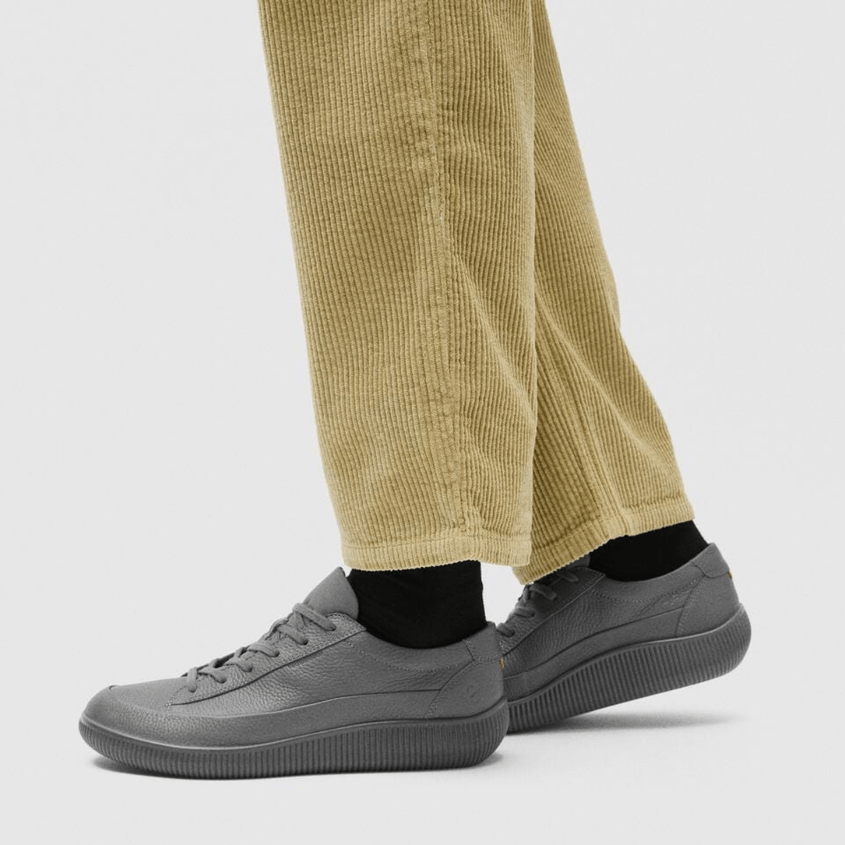 Sneaker Ecco Soft Zero Waterproof Pelle Martellata Black - Ecco - Calzature Savorè